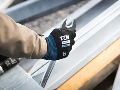 Window Lock Repair: Security and Function